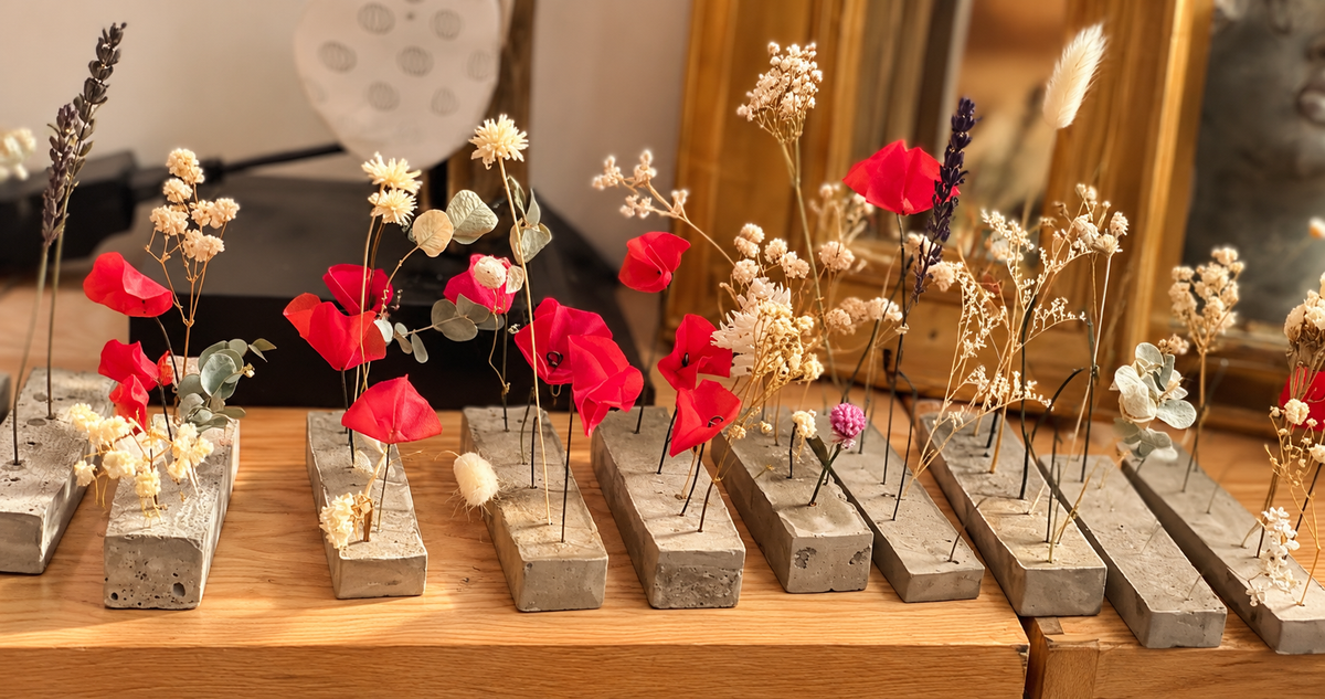 Nano bouquet fOLavriL sur socle en béton