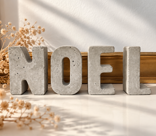 Noël: lettres en béton
