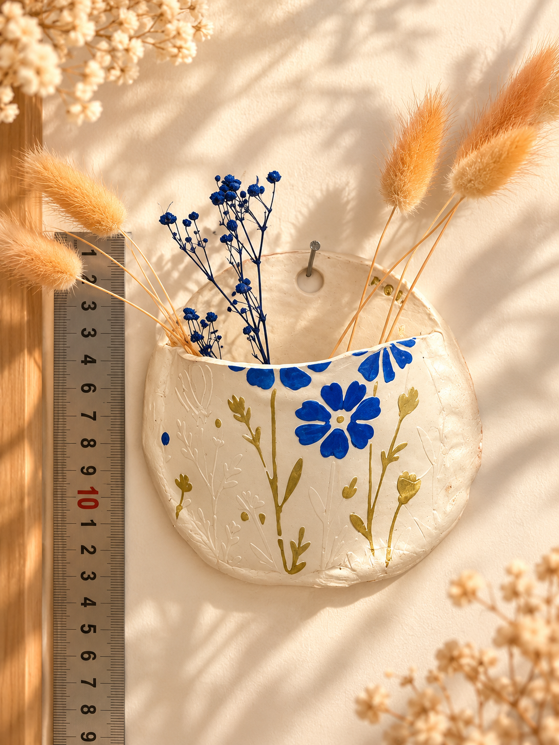 Vase mural rond en argile personnalisé pour fleurs séchées | Fait main