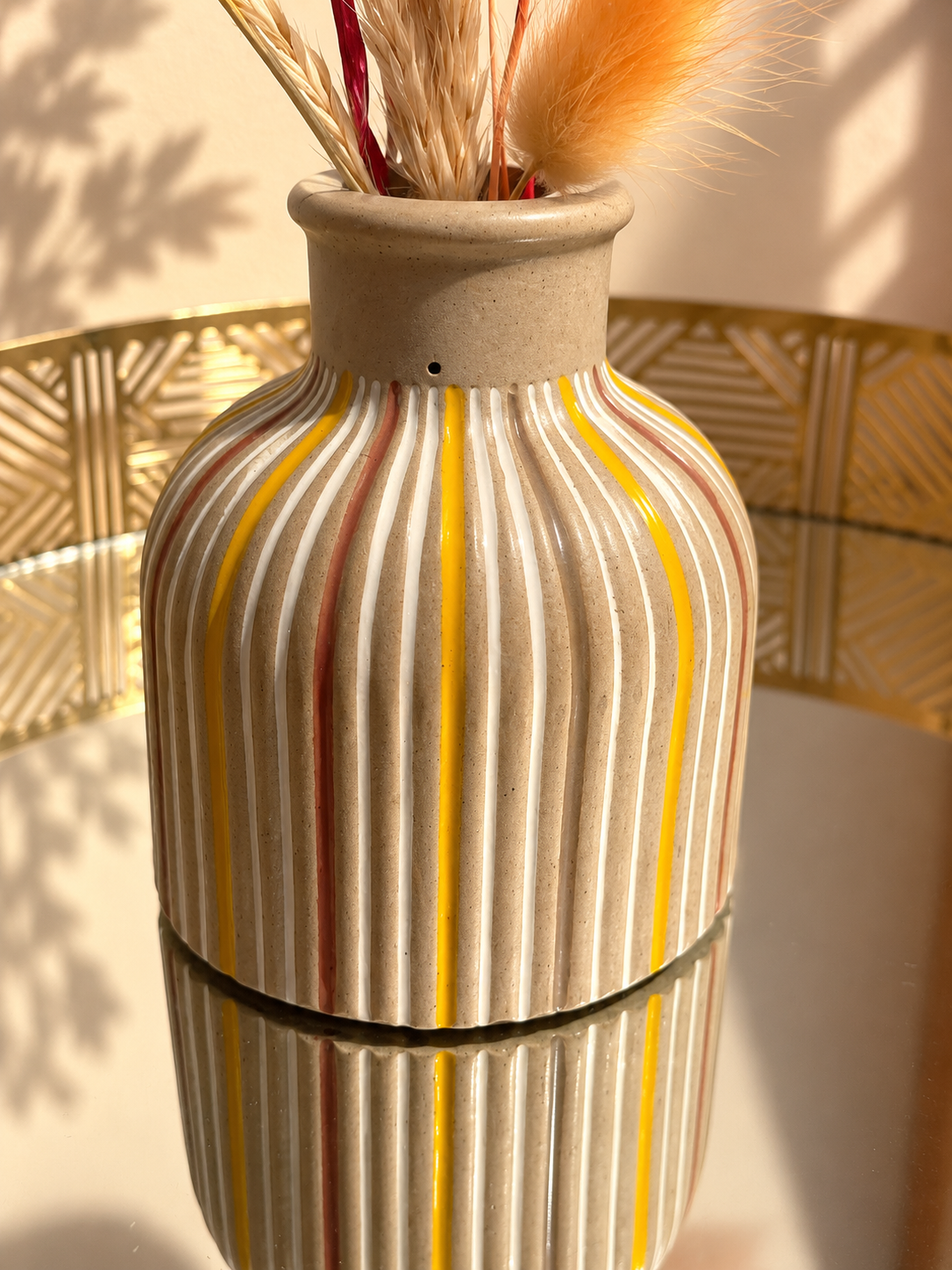 Vase Alexia en béton — Or et prune