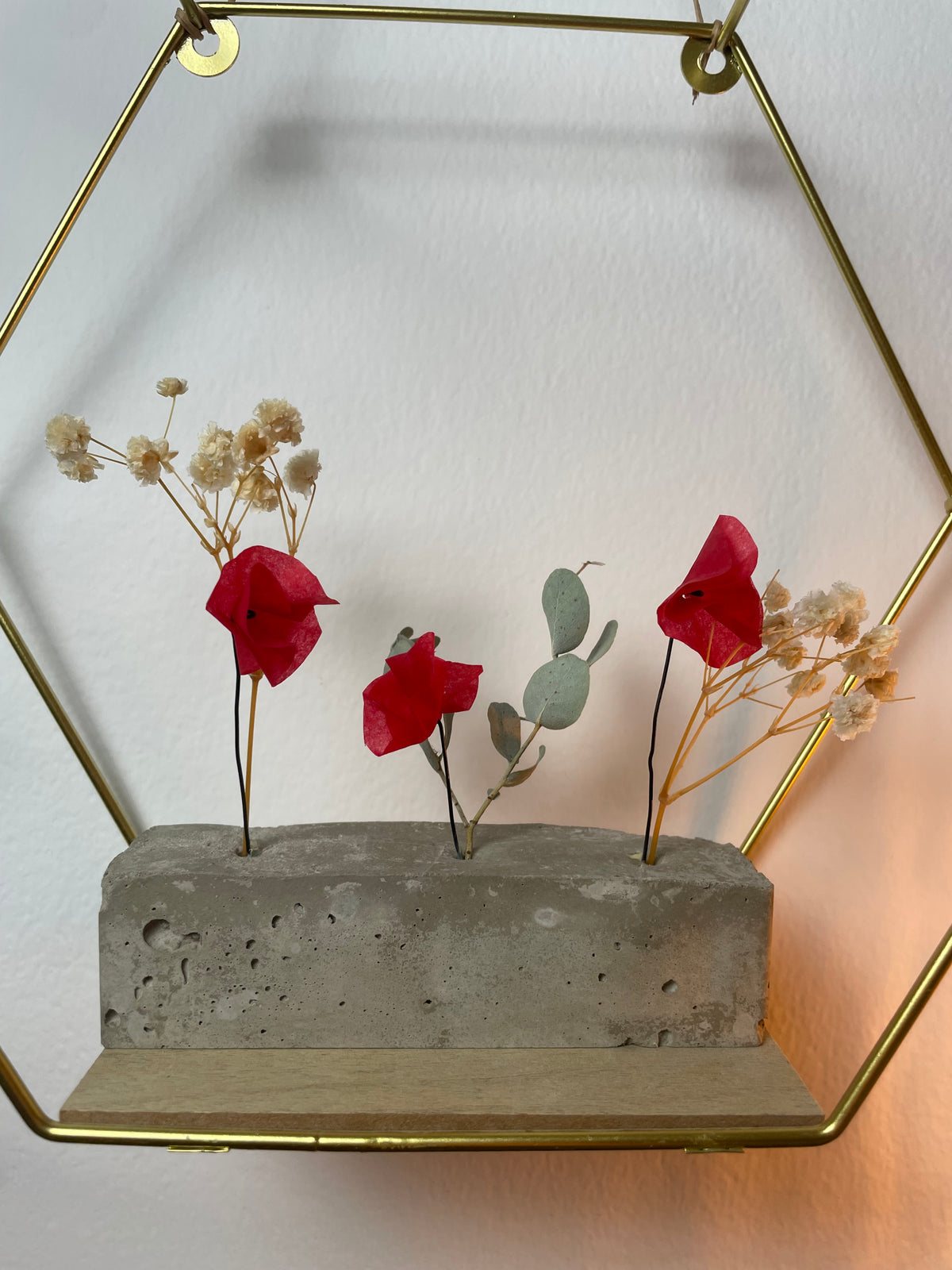 Nano bouquet fOLavriL sur socle en béton